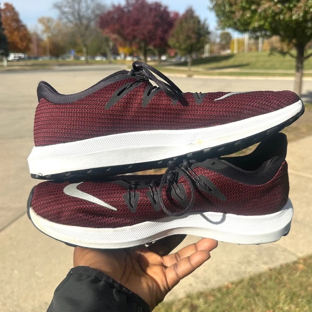 Nike Quest Men's‎ Marathon Running shoes Size 10.5 Burgundy Red